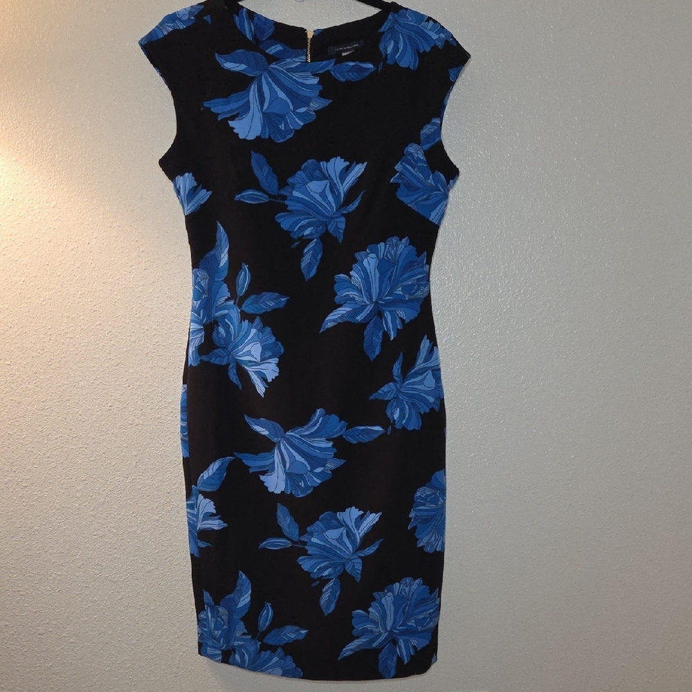 Elegant Blue Floral Dress
